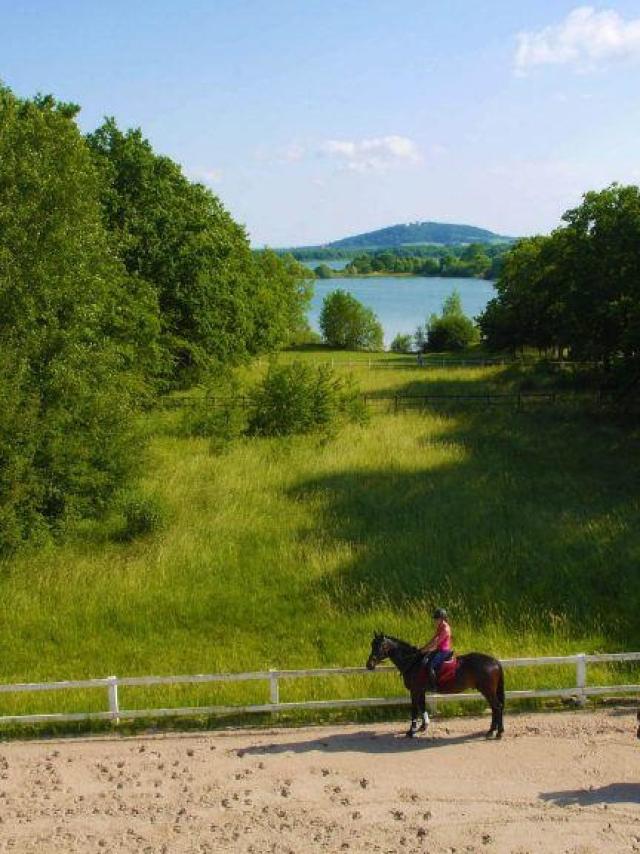 Lac Madine Meuse Grand Est Lorraine Reitzentrum Anfängerkurs Einführungskurs 1024x576