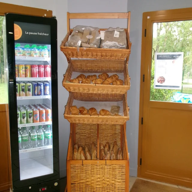 Viennoiseries Accueil Camping 1 Rotated